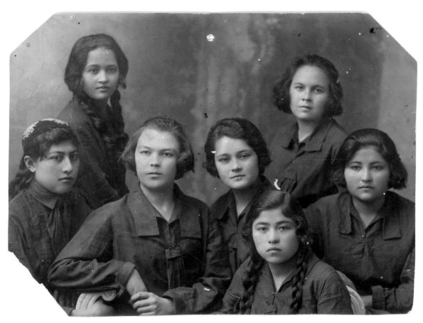 1926 Ташкент Студентки Женского Института Просвещения