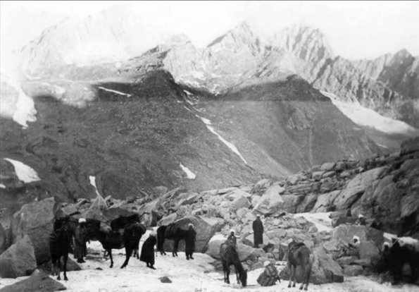 1880 In Gorge