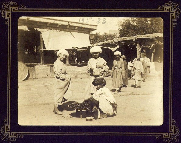 1899 Бухара Торговцы Фруктами