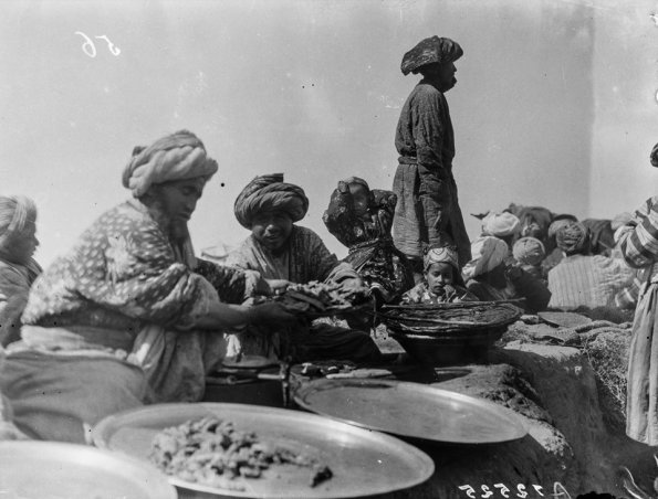 1900 Lunch