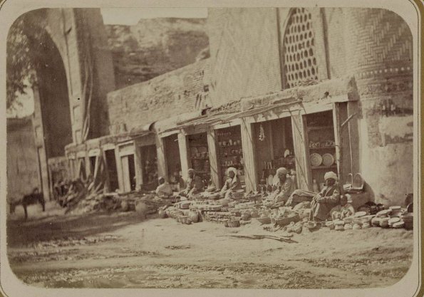 1900 Pottery Market