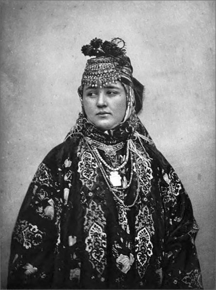 1902 Еврейка из Самарканда с диадемой из жемчуга и изумрудов. Иллюстрация из книги Гюго Краффта