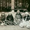 1903 Girls in Kalyannaya 1