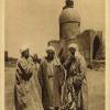 1905 Предпл Бухара Три Жителя и Неизвестное Здание