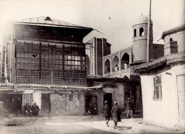 1910 Tashkenmt Inner Yard