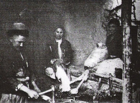 1910 Uygur Tilim tomurchilik