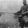 1921 Узбекистан Дайханин Разбрасывает Удобрения