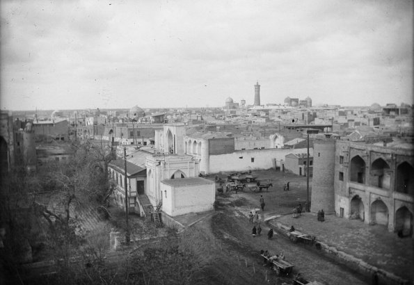 1931 Бухара Медресе Эрназар Элчи (Ирназара Максютова) Белое в Центре