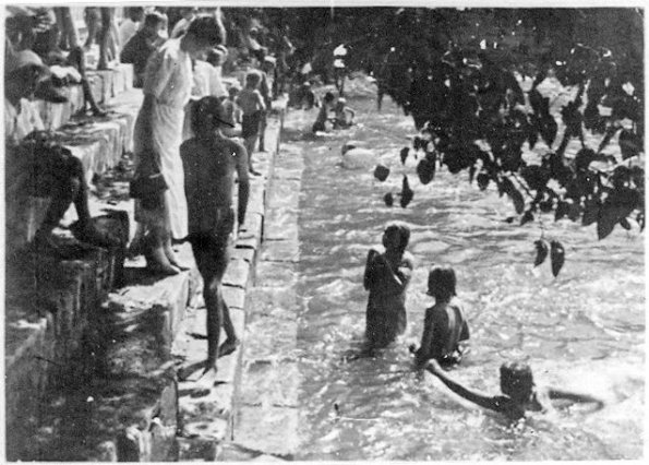 1935 Бухара Купание в Ховузе Нау Предпл