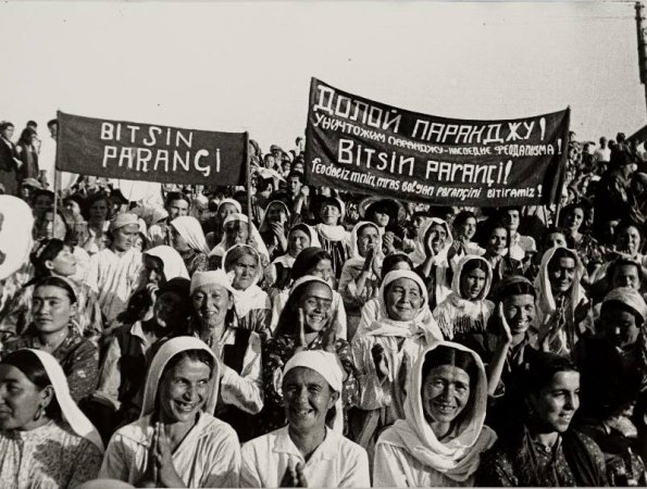1935 Предпл Ташкент Предпл Митинг Долой Паранджу