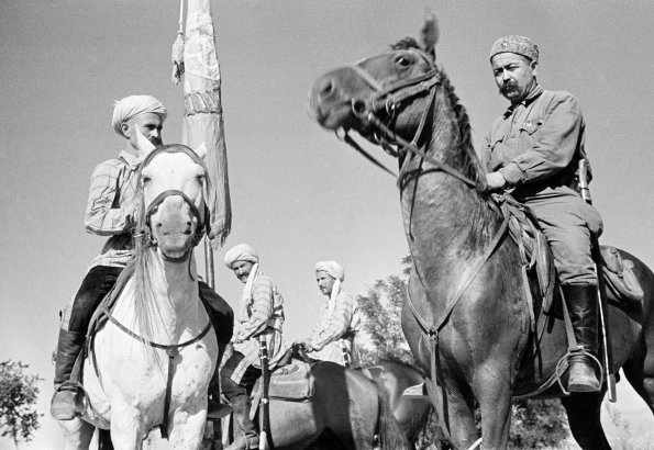 1935 Средняя Азия Всадники