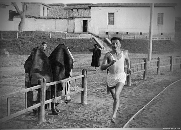 1935 Tashkent Penson Athelet and Paranja