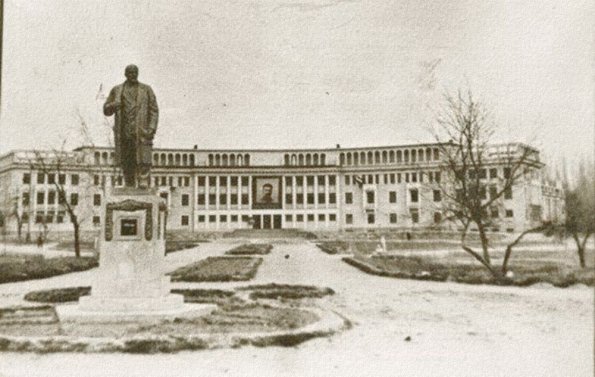 1945 Ташкент Дворец Текстильщиков