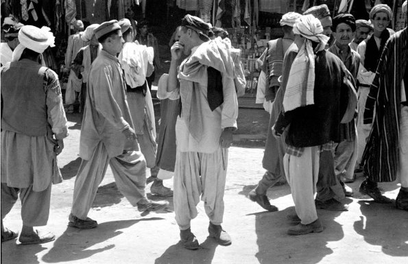 1953 Kabul People from Market 11