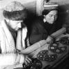 1955 Предпл Узбекистан Мастера по Вышывке Рош Сабиров и Саломат Ходжаева