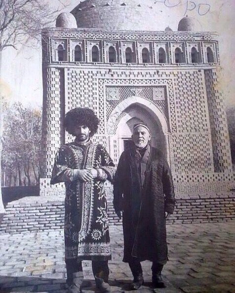 1965 Бухара Таджики Ванҷа у Мавзолея Саманидов