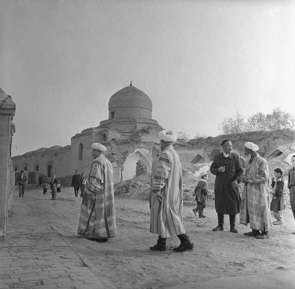 1965 редпл Узбекистан у Мечети