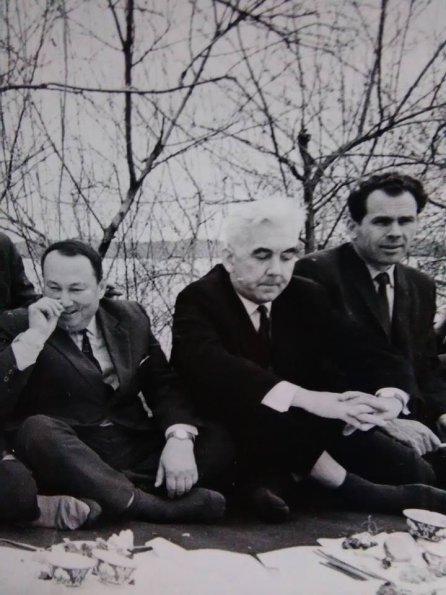 1970 Voronezh Aviazavod Engineers in Tashkent, TAPO 3
