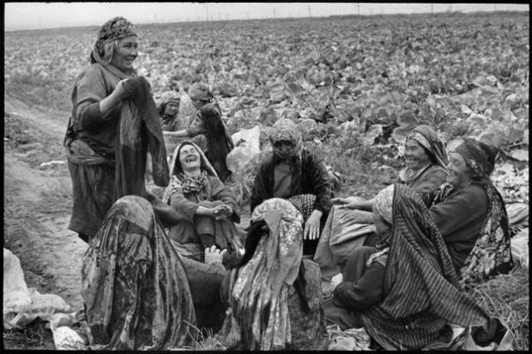 1972 Spvetskiy Turkmenistan Cabbage Collector Turkmen Women 2