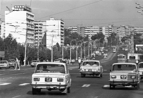1975 Ташкент Проспект Алишера Навои