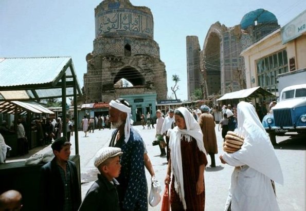 1975 Samarkand Bazar