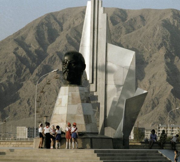 1979 Небитдаг Бюст Ленина