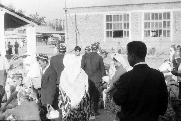 1980 Amdijan Melon Market