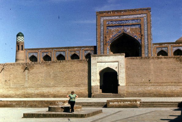 1980 Khiva Medrese Mukhammad Rakhim-Khan