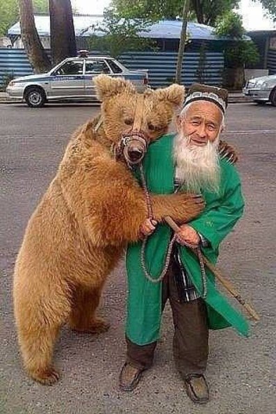 1980 Tashkent Old man and Bear 2