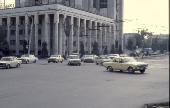 1984 Ташкент на Улице у Хлопкогого Предприятия