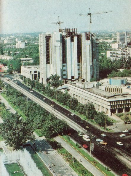 1986 Ташкент Вид на Информационно-Вычислительный Центр Госплана УзССР